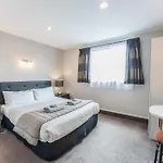 Strathern Motor Lodge